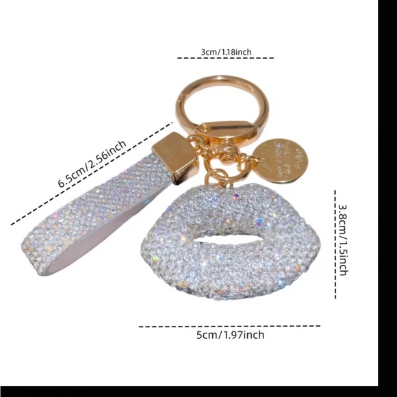Sparkling Lip Keychains - Picture 7 of 8